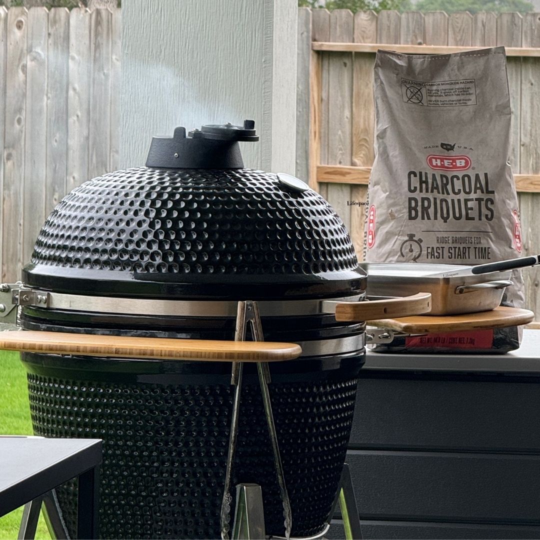 Lifespace Black Enamel 60cm Kamado Charcoal Braai & Smoker - Lifespace